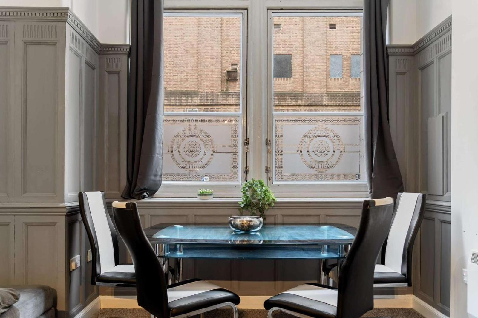 Spacious City Centre Apartment W/ Free Valet Parking Leicester Kültér fotó